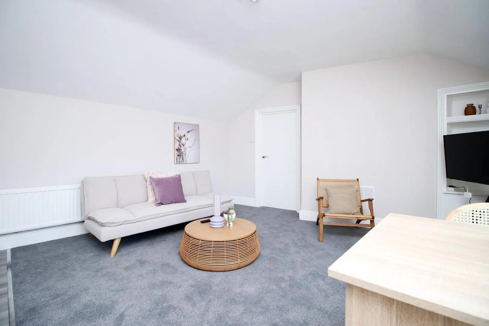 Stay With Free Parking At Archer Road, Penarth Cardiff Apartment